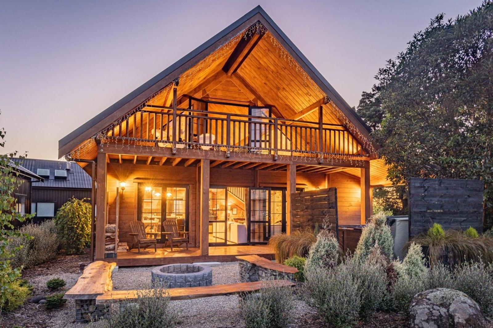 The Bavarian Chalet Ohakune Exterior photo